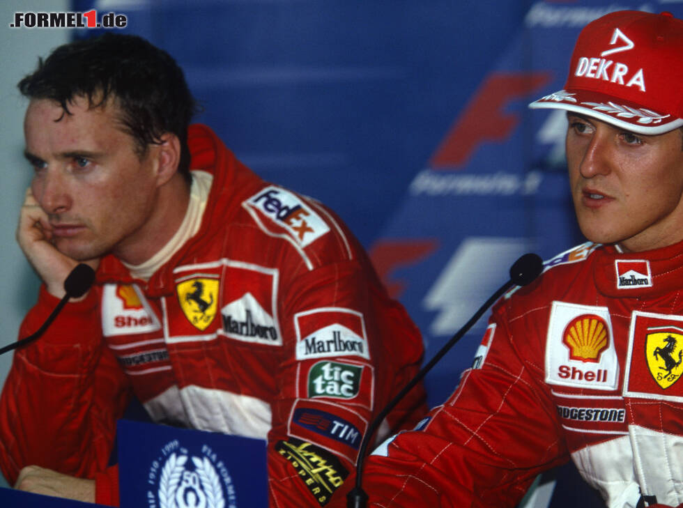 Foto zur News: Eddie Irvine, Michael Schumacher