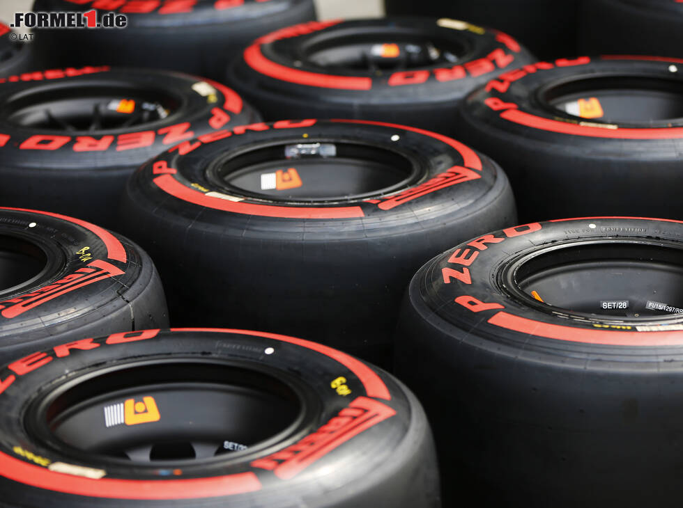 Foto zur News: Pirelli-Supersoft-Reifen