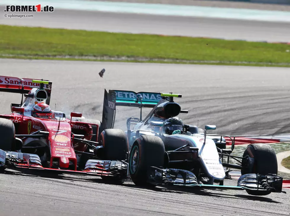 Foto zur News: Nico Rosberg, Kimi Räikkönen
