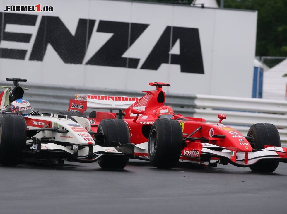 Foto zur News: Jenson Button, Michael Schumacher