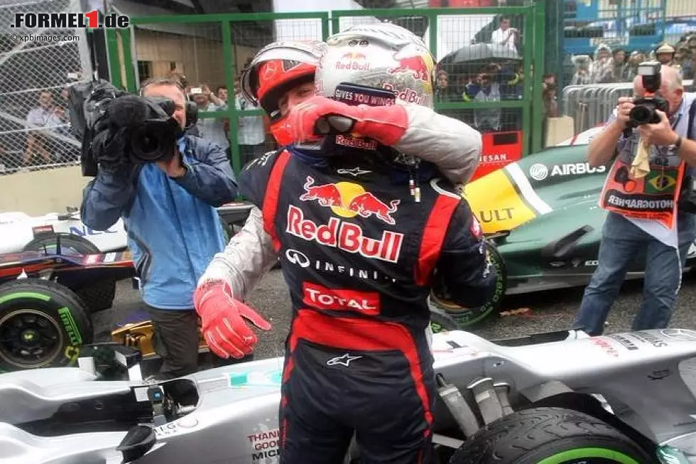 Michael Schumacher, Sebastian Vettel Foto zur News: Michael Schumacher, Sebastian Vettel