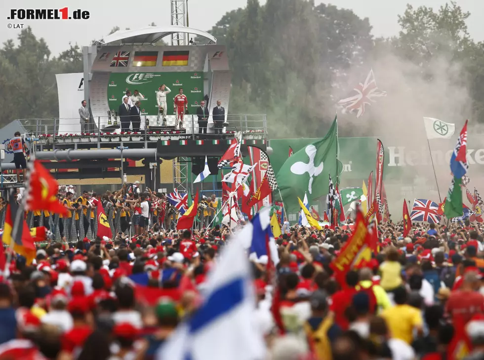 Foto zur News: Podium in Monza