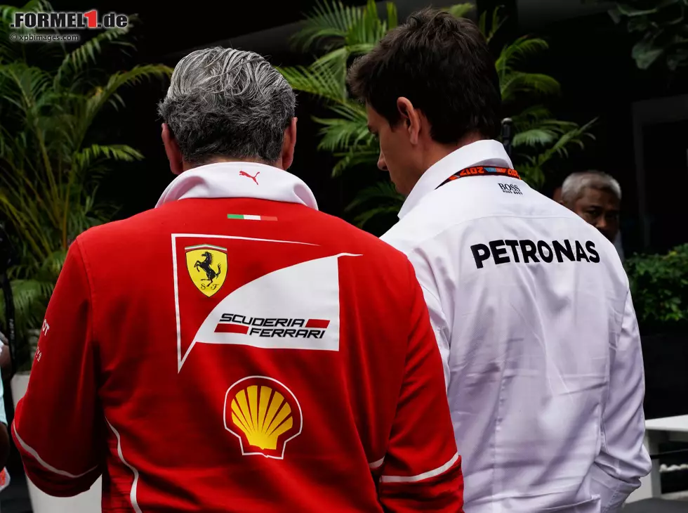 Foto zur News: Maurizio Arrivabene, Toto Wolff