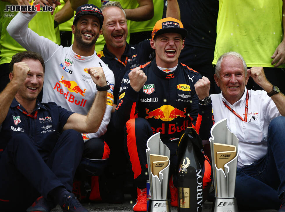 Foto zur News: Max Verstappen, Daniel Ricciardo, Christian Horner