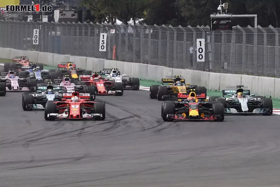 Foto zur News: Sebastian Vettel, Max Verstappen