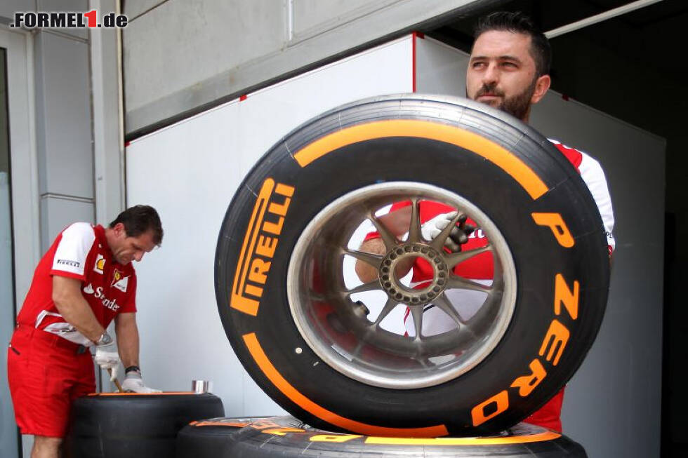 Foto zur News: Pirelli-Reifen, Hard-Mischung