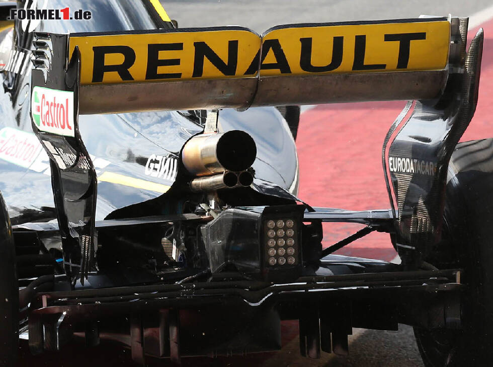 Foto zur News: Auspuff am Renault R.S.18
