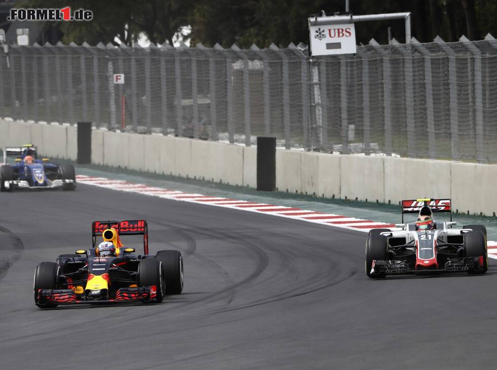 Foto zur News: Daniel Ricciardo, Esteban Gutierrez
