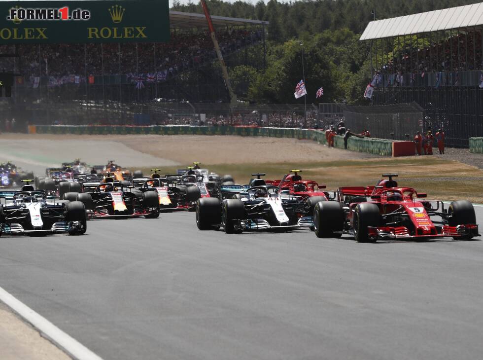 Foto zur News: Sebastian Vettel, Lewis Hamilton, Valtteri Bottas, Kimi Räikkönen, Daniel Ricciardo
