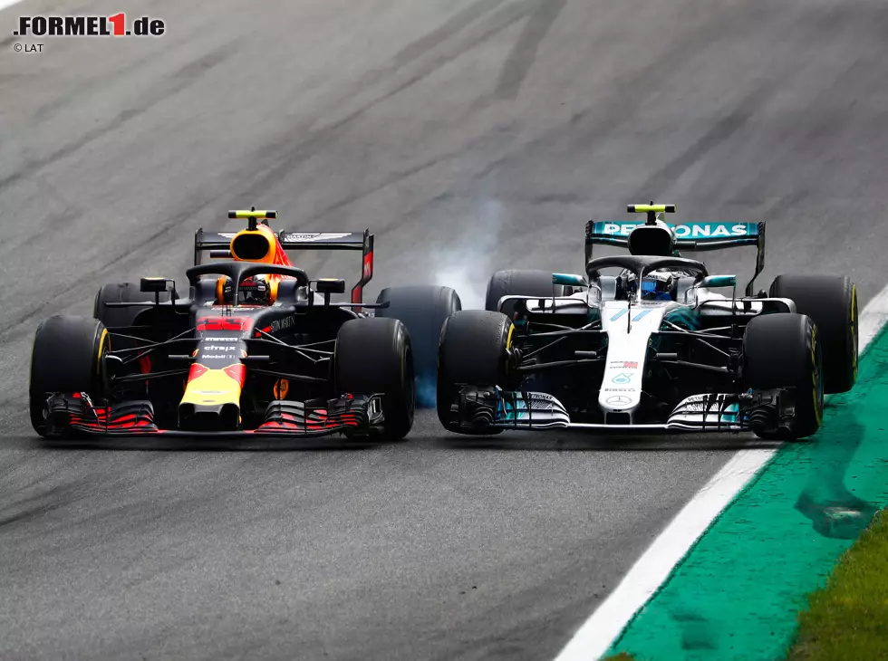 Foto zur News: Max Verstappen, Valtteri Bottas