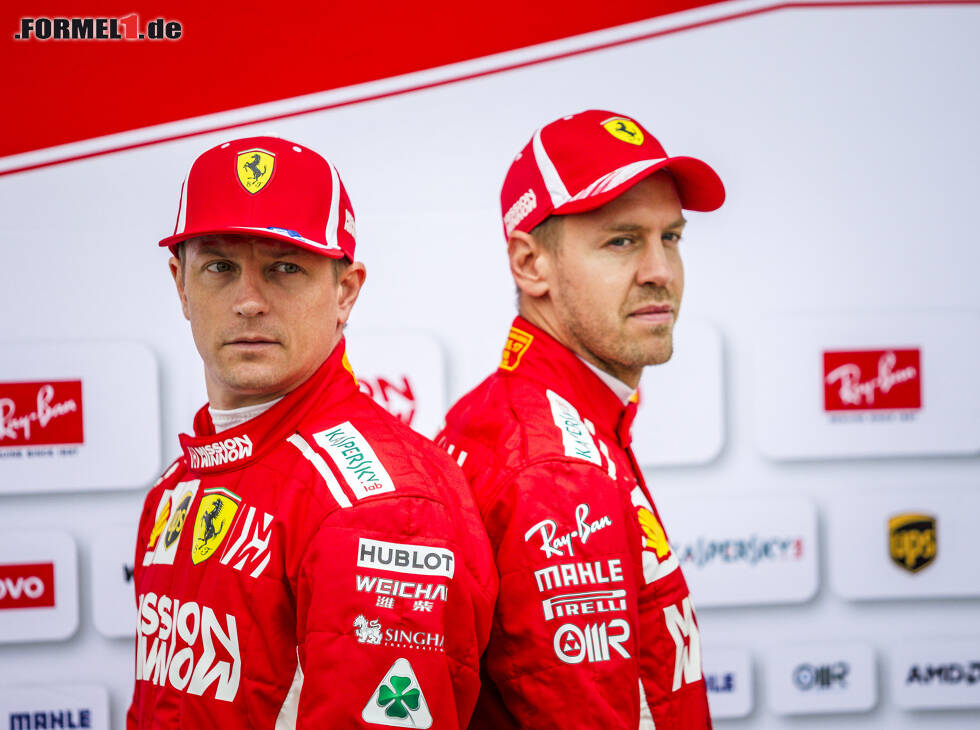 Foto zur News: Kimi Räikkönen, Sebastian Vettel