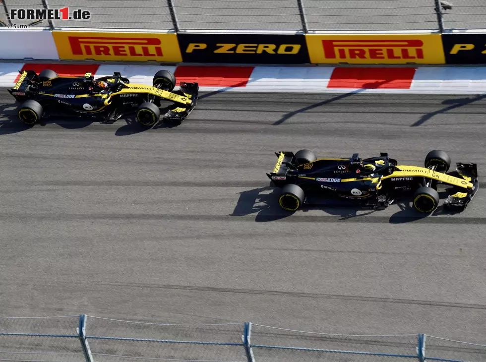 Foto zur News: Nico Hülkenberg, Carlos Sainz