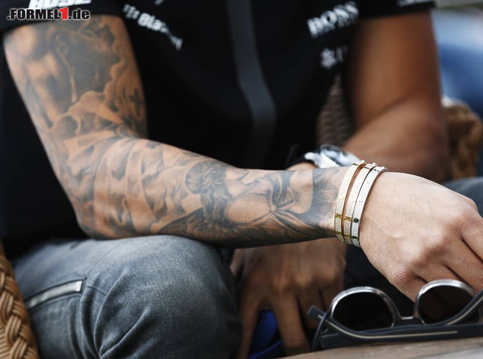Foto zur News: Lewis Hamilton, Tattoo