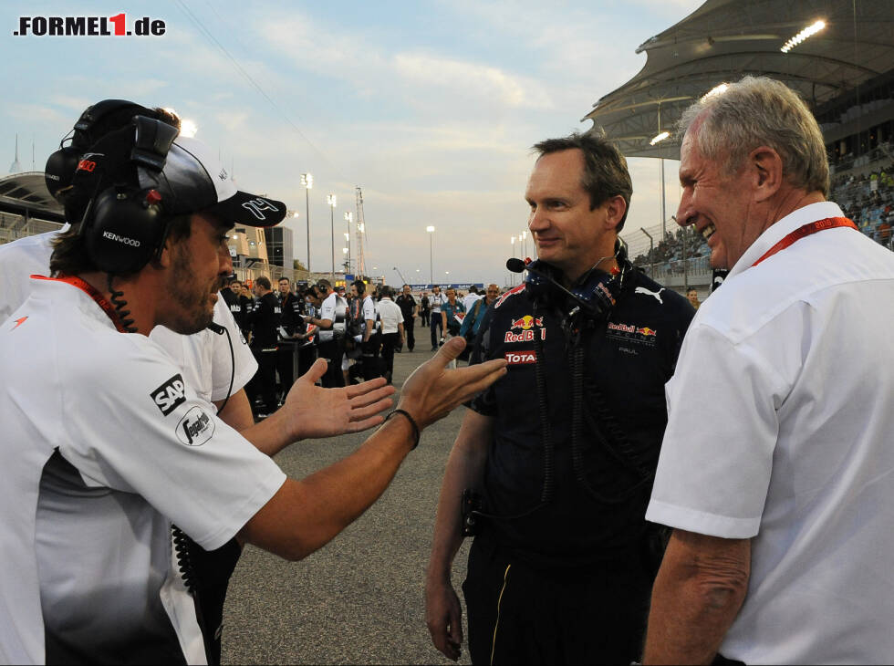 Foto zur News: Fernando Alonso, Helmut Marko
