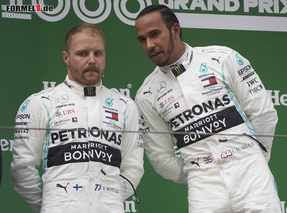 Foto zur News: Valtteri Bottas, Lewis Hamilton