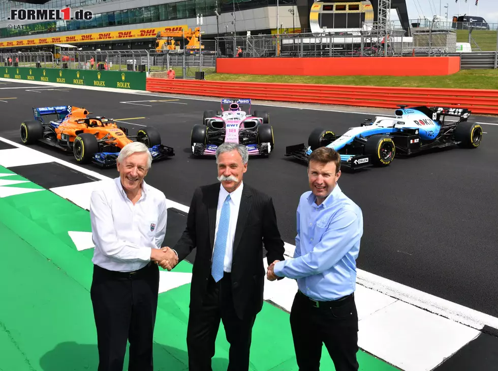 Foto zur News: John Grant, Chase Carey und Stuart Pringle