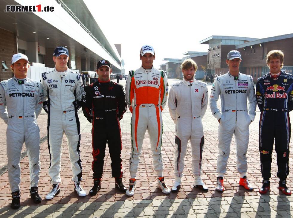 Foto zur News: Vettel, Glock, Schumacher, Rosberg, Sutil, Heidfeld, Hülkenberg