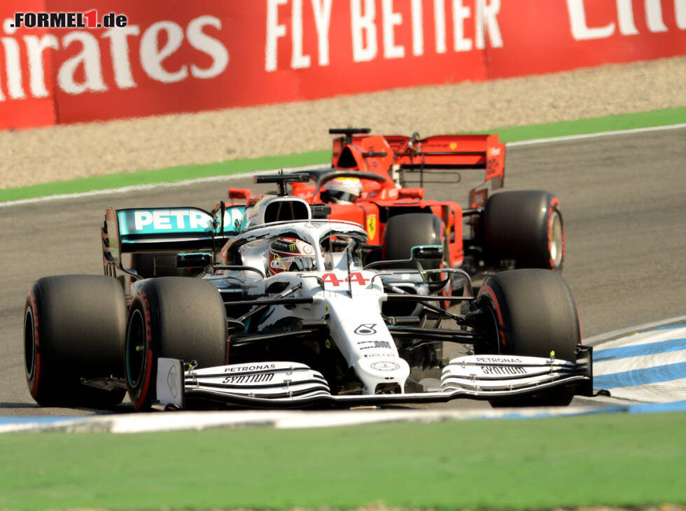 Lewis Hamilton, Sebastian Vettel Foto zur News: Lewis Hamilton, Sebastian Vettel