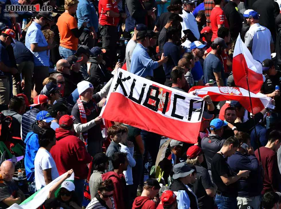Foto zur News: Fans von Robert Kubica