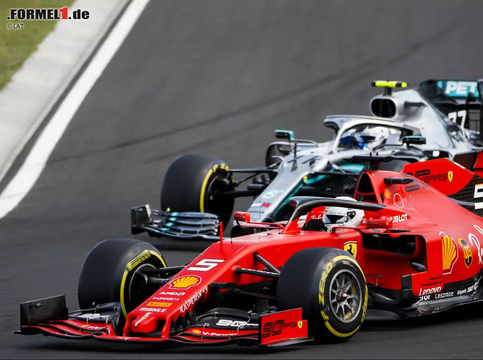 Foto zur News: Sebastian Vettel, Valtteri Bottas