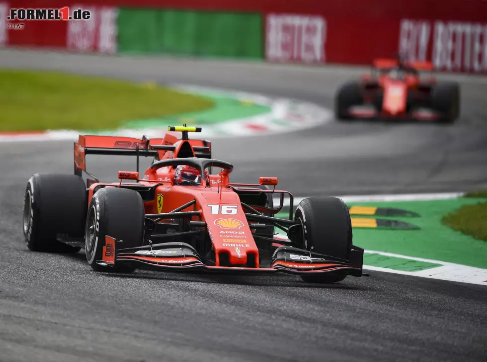 Foto zur News: Charles Leclerc, Sebastian Vettel