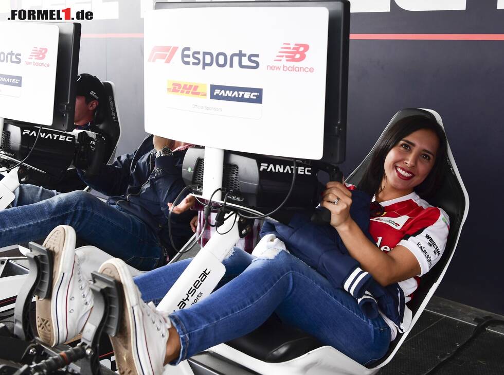 Foto zur News: Simulator, E-Sport,eSports, SimRacing, Sim-Racing