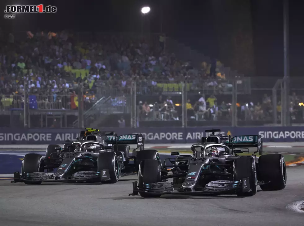 Foto zur News: Lewis Hamilton, Valtteri Bottas, Max Verstappen