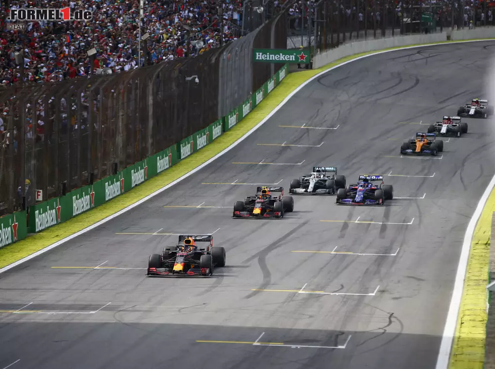 Foto zur News: Max Verstappen, Alexander Albon, Pierre Gasly, Lewis Hamilton