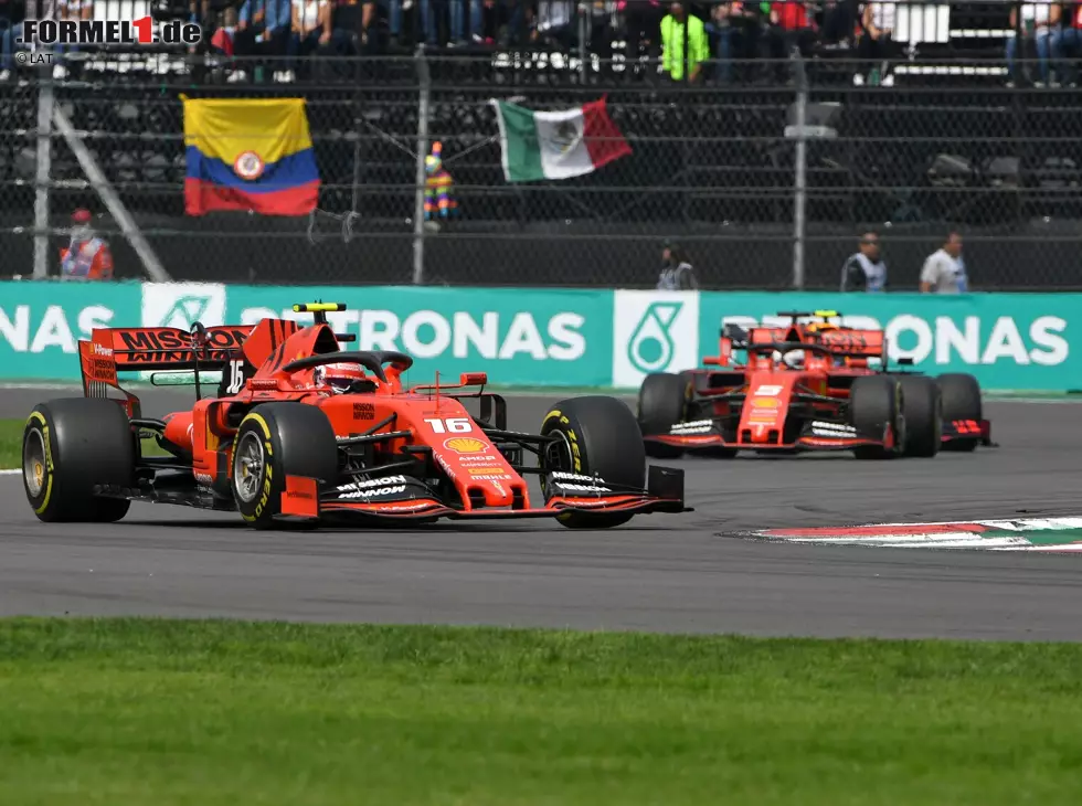 Foto zur News: Charles Leclerc, Sebastian Vettel