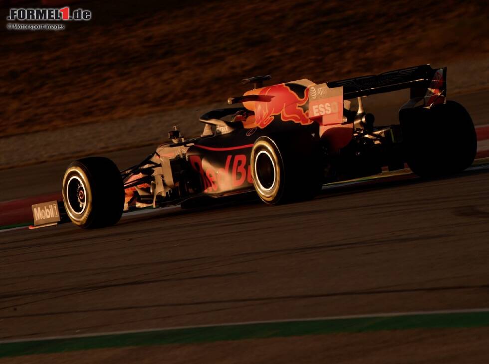 Red Bull RB15, Wintertests 2015 Foto zur News: Red Bull RB15, Wintertests 2015