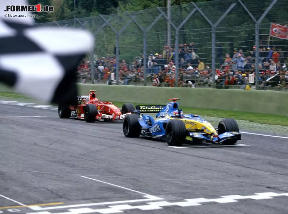 Foto zur News: Fernando Alonso, Michael Schumacher