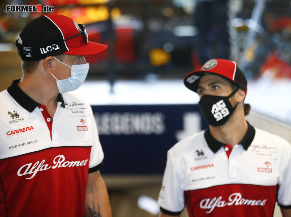 Foto zur News: Kimi Räikkönen, Antonio Giovinazzi