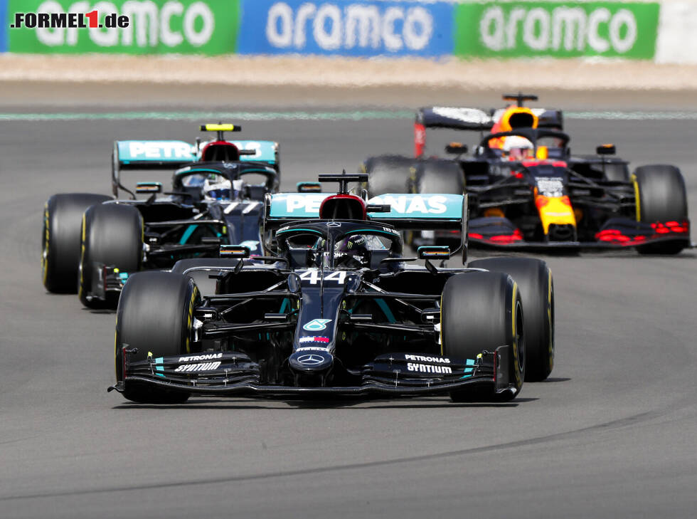 Foto zur News: Lewis Hamilton, Valtteri Bottas, Max Verstappen