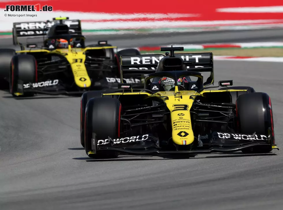 Daniel Ricciardo, Esteban Ocon Foto zur News: Daniel Ricciardo, Esteban Ocon