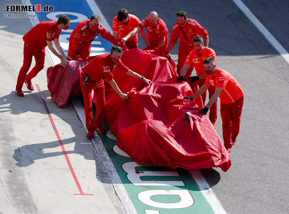 Foto zur News: Unfallauto von Charles Leclerc