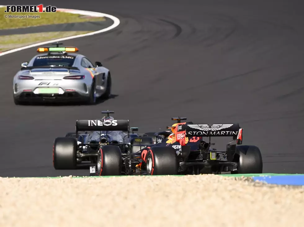Lewis Hamilton, Max Verstappen Foto zur News: Lewis Hamilton, Max Verstappen