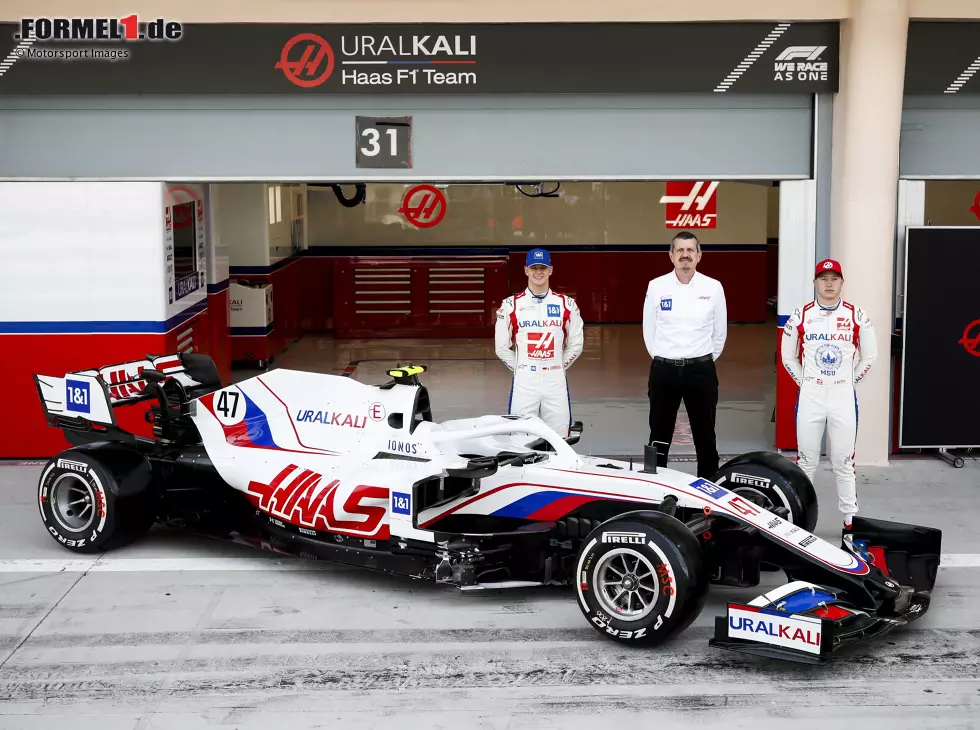 Foto zur News: Mick Schumacher, Günther Steiner, Nikita Masepin