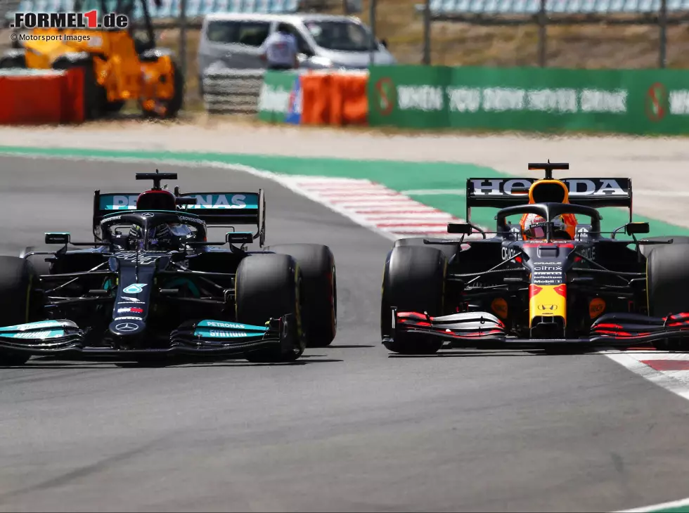 Foto zur News: Lewis Hamilton, Max Verstappen