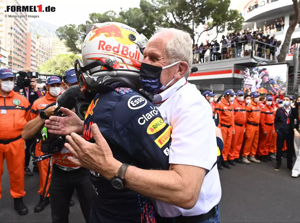 Max Verstappen, Helmut Marko Foto zur News: Max Verstappen, Helmut Marko