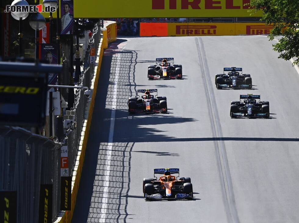 Foto zur News: Lando Norris, Valtteri Bottas, Sergio Perez, Lewis Hamilton