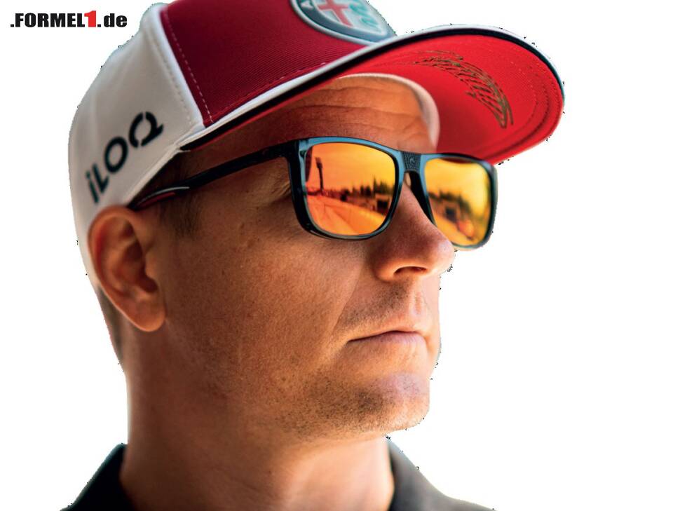 Foto zur News: Kimi Räikkönen trägt eine Sonnenbrille von Carrera Eyewear