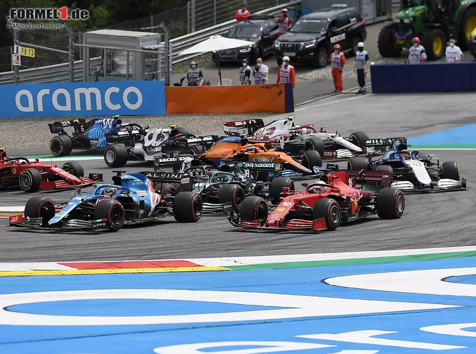 Formel-1-Start zum Steiermark-Grand-Prix 2021 in Spielberg (Österreich) Foto zur News: Formel-1-Start zum Steiermark-Grand-Prix 2021 in Spielberg (Österreich)