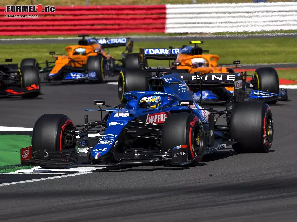 Foto zur News: Fernando Alonso (Alpine) Im Formel-1-Sprint zum Großen Preis von Großbritannien in Silverstone