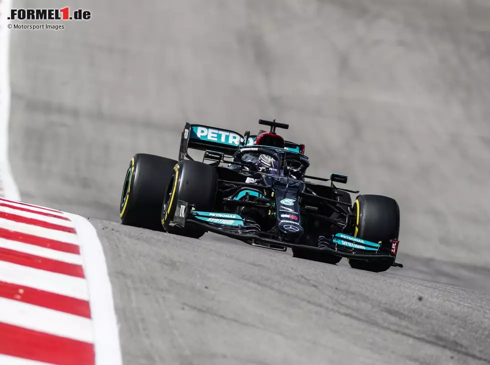 Formel-1-Pilot Lewis Hamilton beim Großen Preis der USA in Austin Foto zur News: Formel-1-Pilot Lewis Hamilton beim Großen Preis der USA in Austin