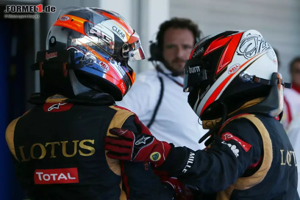 Foto zur News: Romain Grosjean und sein Lotus-Teamkollege Kimi Räikkönen