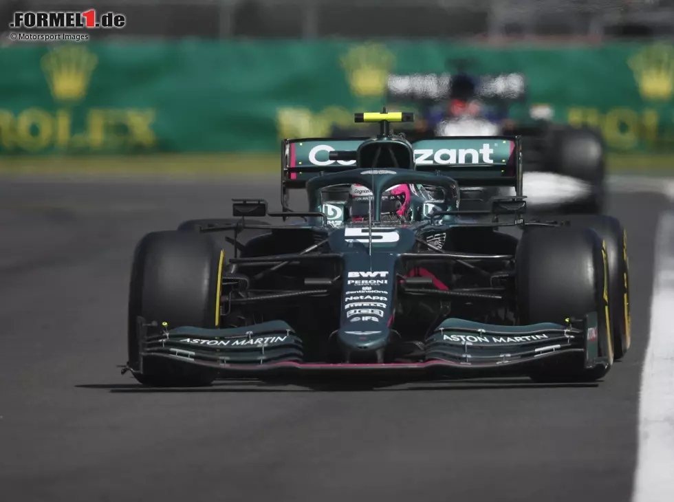 Sebastian Vettel im Aston Martin AMR21 beim Formel-1-Rennen in Mexiko 2021 Foto zur News: Sebastian Vettel im Aston Martin AMR21 beim Formel-1-Rennen in Mexiko 2021