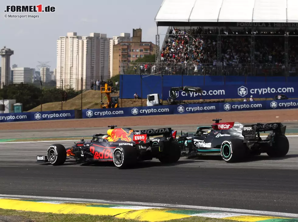 Max Verstappen, Lewis Hamilton Foto zur News: Max Verstappen, Lewis Hamilton