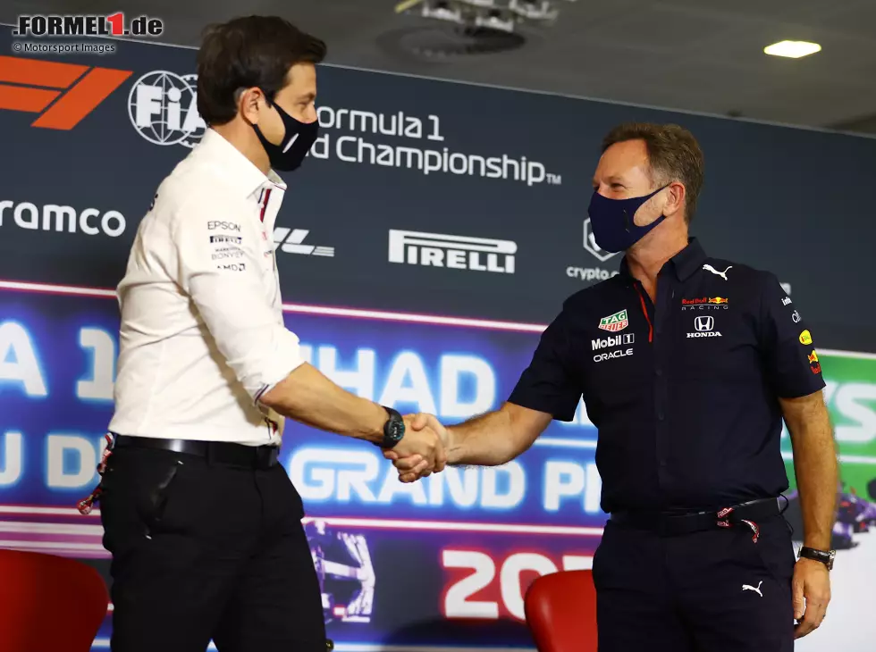 Foto zur News: Toto Wolff, Christian Horner