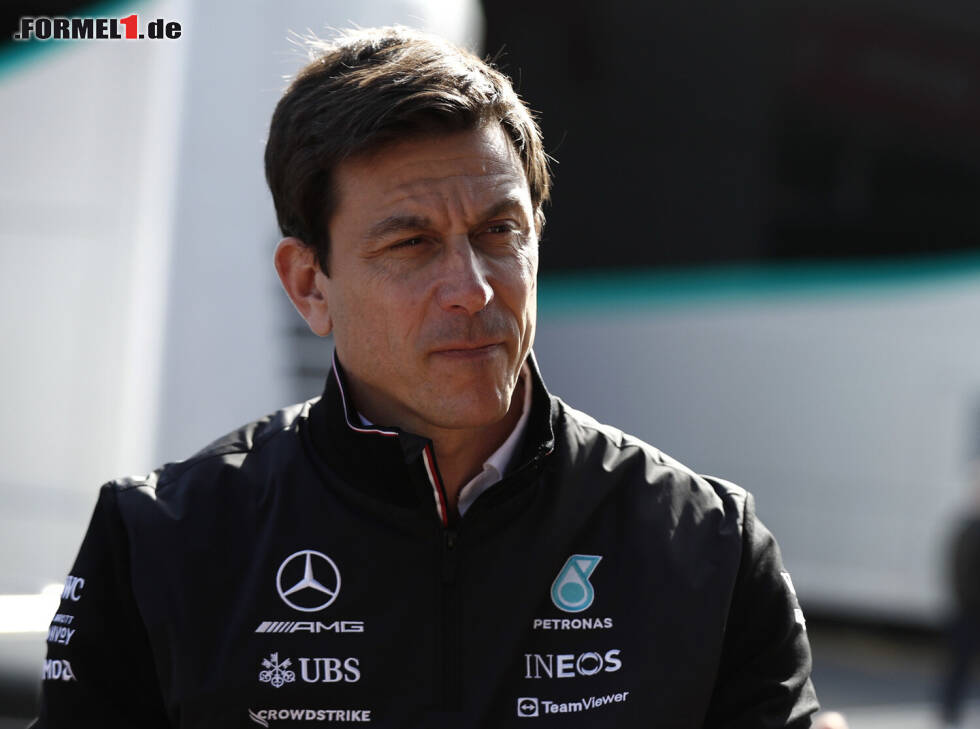Mercedes-Motorsportchef Toto Wolff Foto zur News: Mercedes-Motorsportchef Toto Wolff