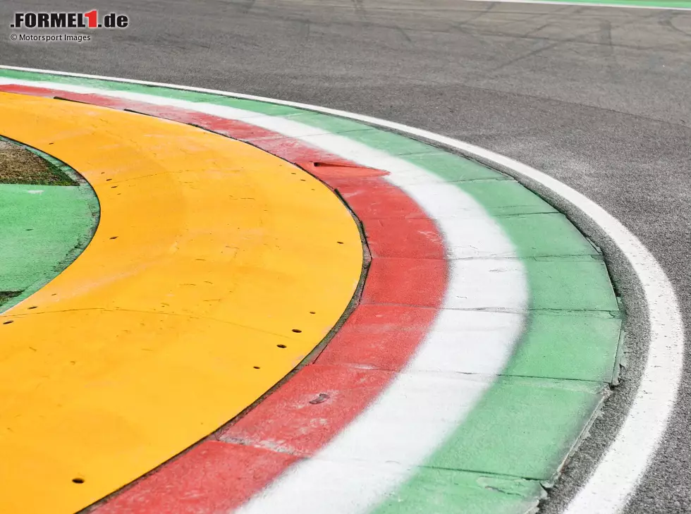 Foto zur News: Imola-Randsteine